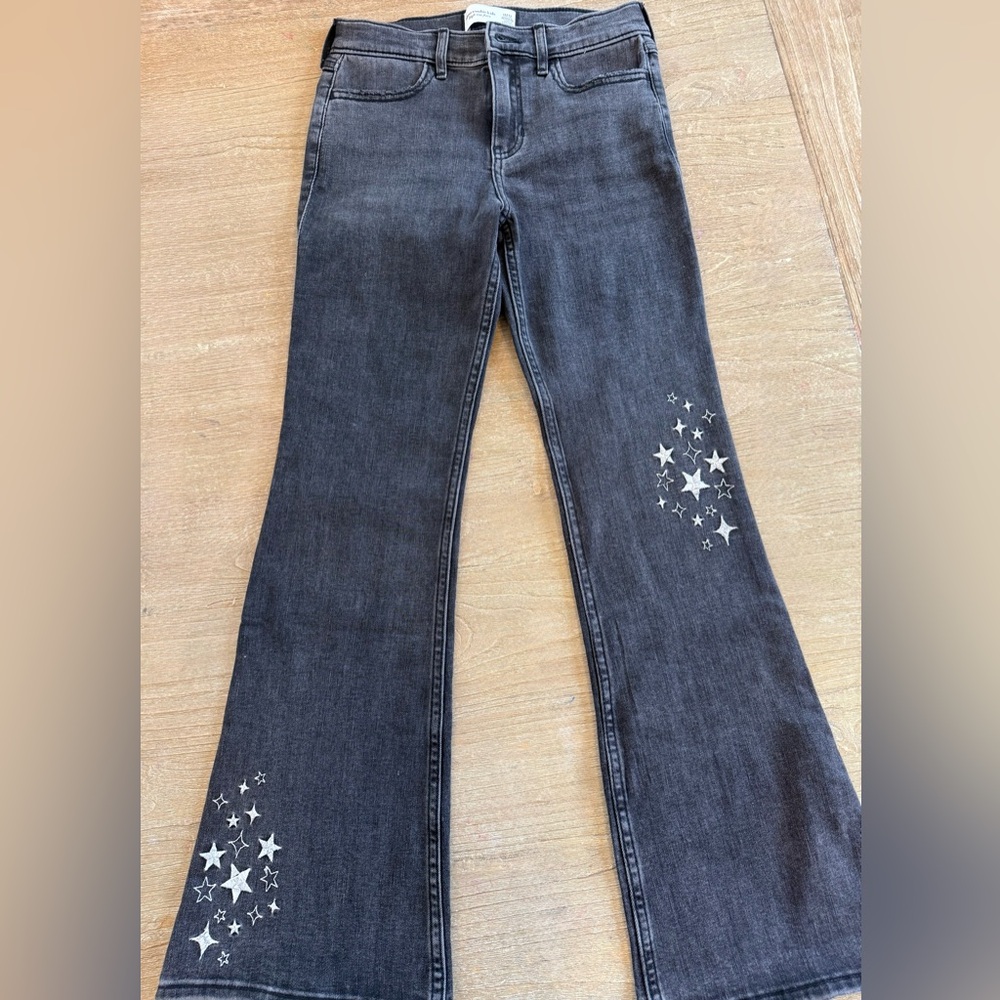 Abercrombie Lids Black Star Print High Rise Flare Jeans Sz 11/12 Regular